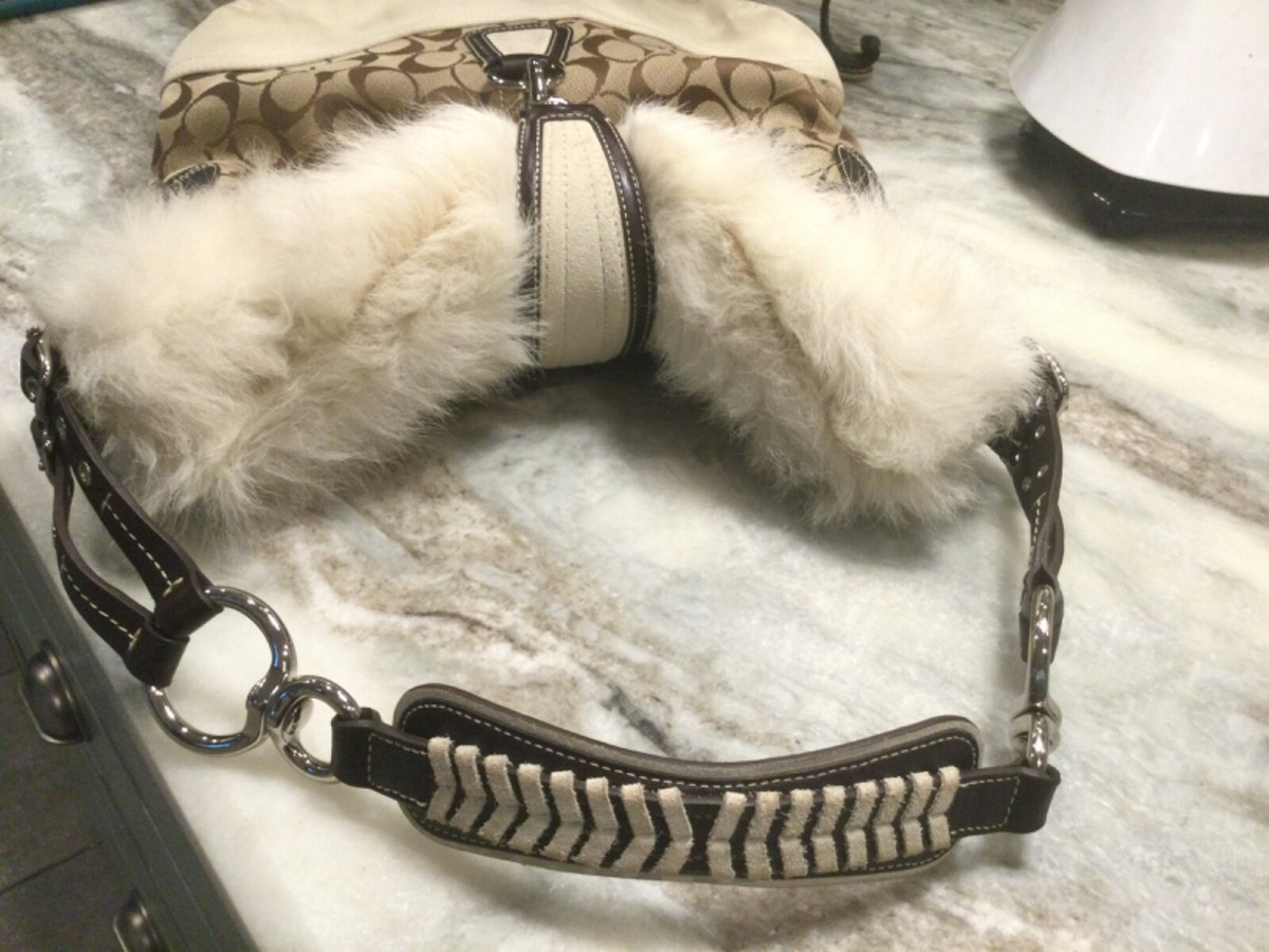 Coach Signature Large Canvas With Fur Handbag with matching