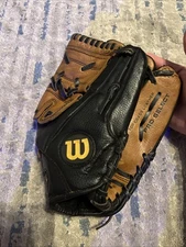 Wilson Pro Select A2476 Dual Hinge 12.5" Top Grade Leather Baseball Glove RHT