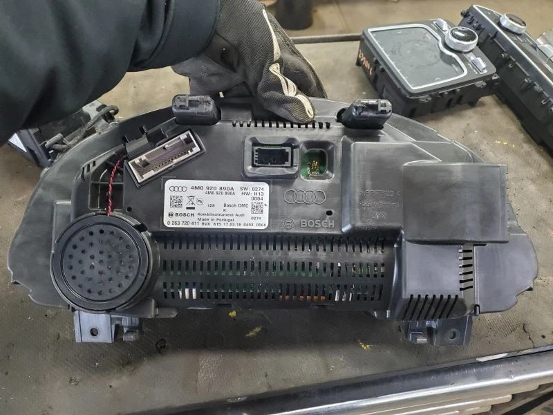 Velocímetro MPH con ID de crucero adaptativo 4M0920890A compatible con AUDI Q7 1804947 17-18 Foto 2 de 3