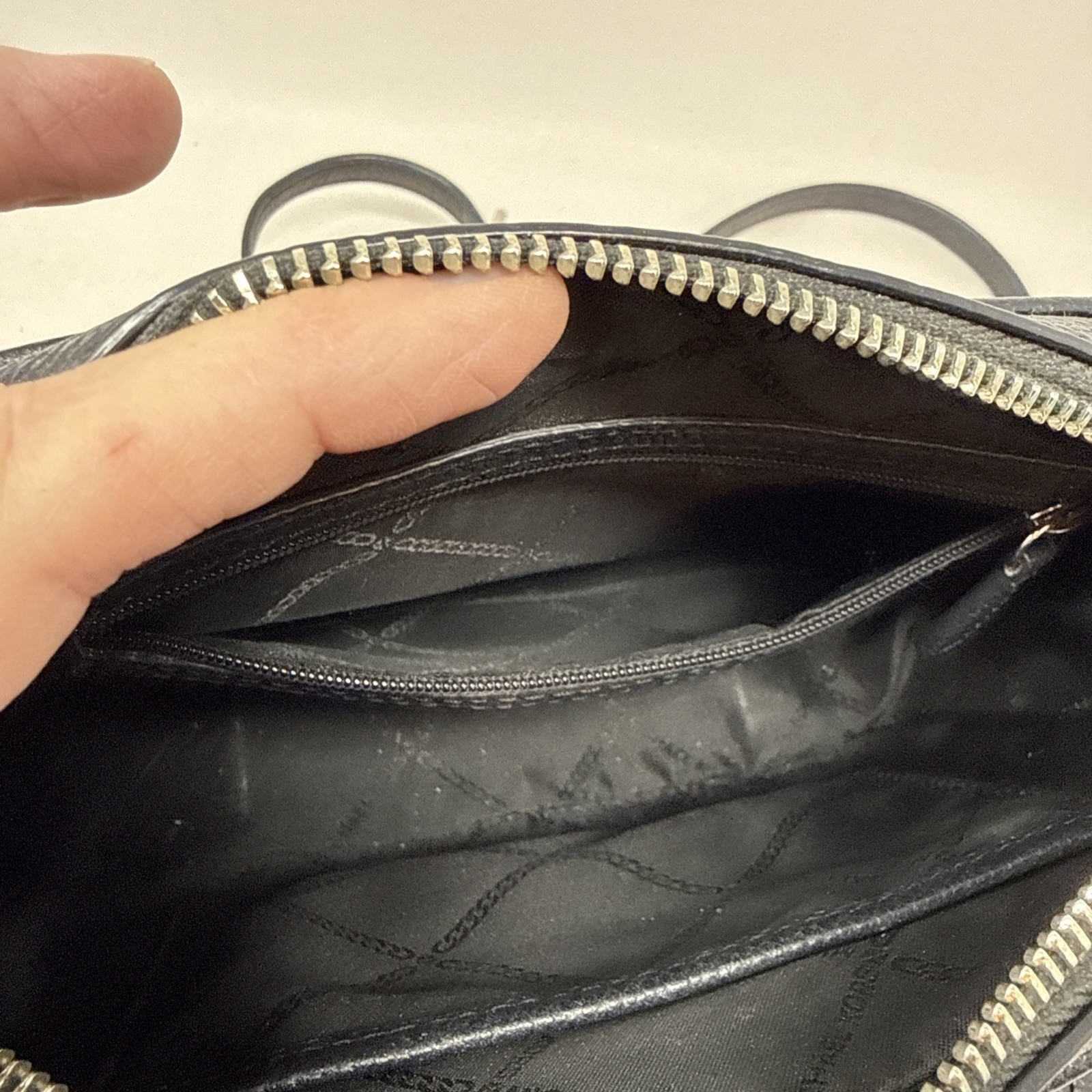 Michael Kors Black Leather Patchwork Crossbody Ba… - image 10