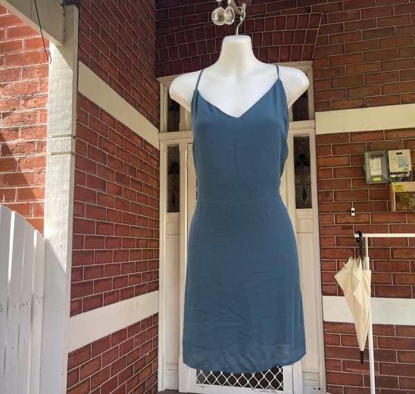 Witchery Green Chiffon Slip Dress Size 10 Sheer Lined Spaghetti Strap Midi