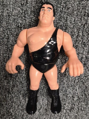 WWF Hasbro Andre the Giant Action Figure 1990 Seri...