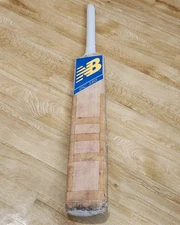 New Balance DC 380 Cricket Bat Size 32.5"