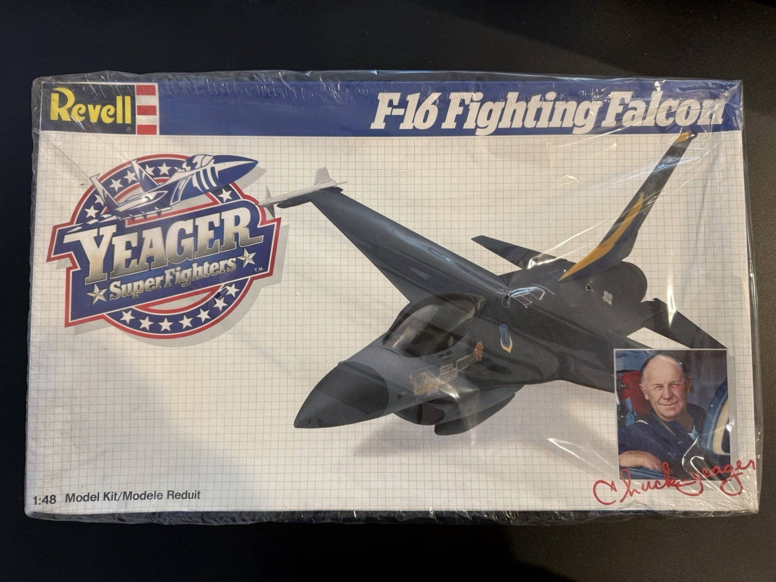 REVELL YEAGER SUPER FIGHTERS F-16 FIGHTING FALCON SCALE: 1:48 #4562