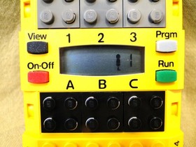 LEGO MindStorms Robotics: RCX Programmable Brick (Missing Battery Cover)