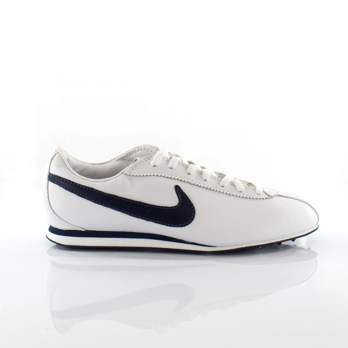 nike golf trainers white