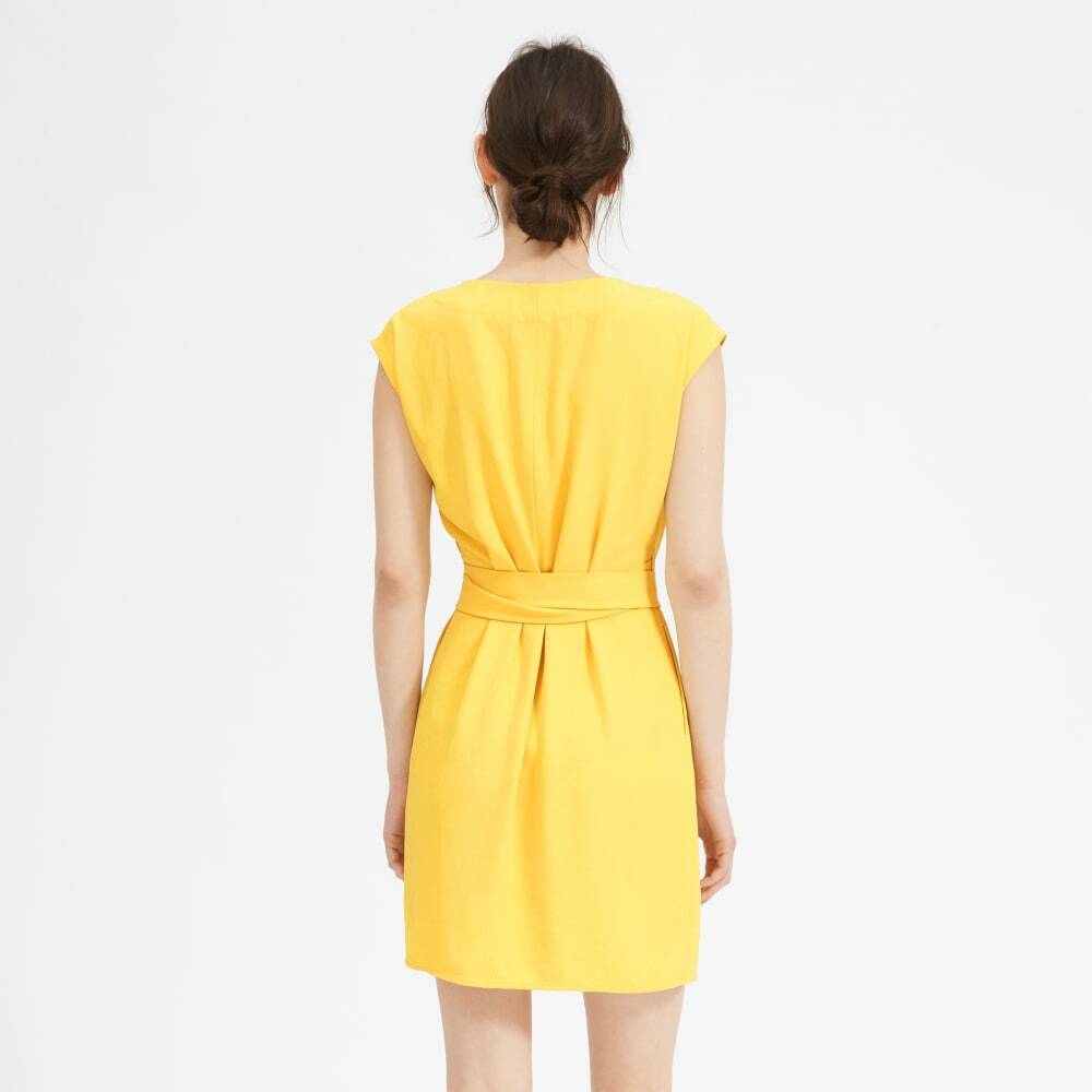 the japanese goweave short sleeve mini wrap dress Everlane Review: The Japanese GoWeave Short Sleeve Mini Wrap Dress Fairly Curated