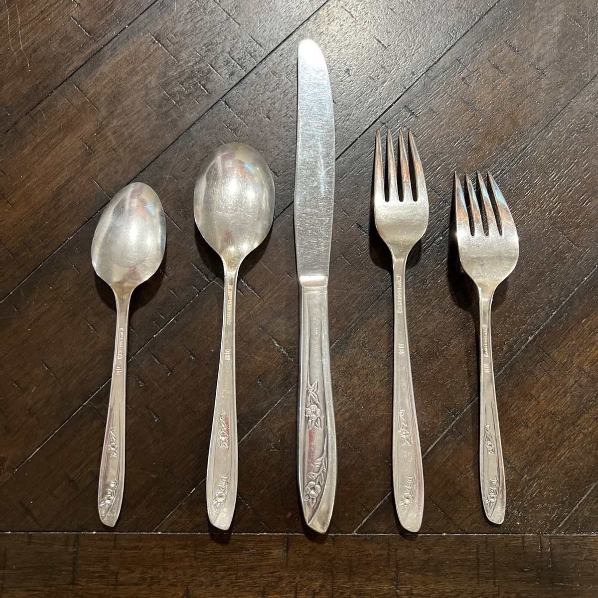 【WM. ROGERS】 ディナーセット 31本 Lady Densmore Rogers Silver Plated Tea Set ROGERS】 ディナーセット 31本 Lady