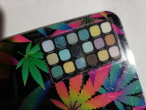 Makeup Revolution Forever Flawless CHILLED Cannabis Sativa Palette NEW&AUTHENTIC - Picture 11 of 12