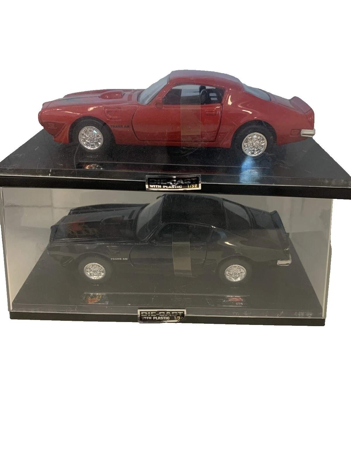 New-Ray Pontiac 塑料压铸玩具车