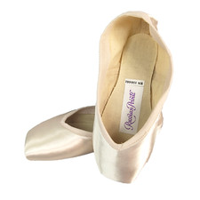 Russian Pointe Rubin Pointe Shoes Sz 35 W1 V2 - Flex Soft V-Cut Discontinued