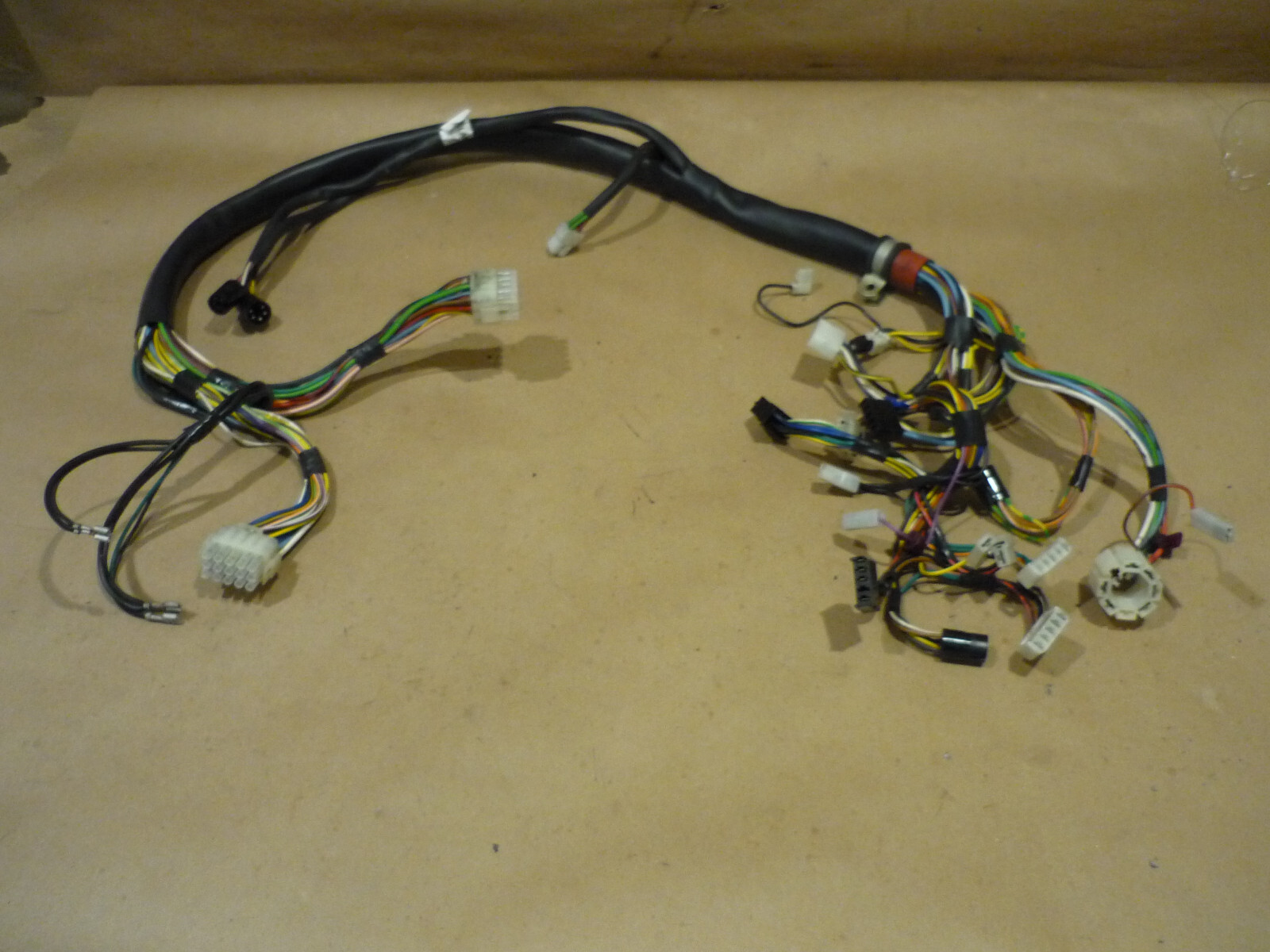 Ferrari Testarossa - Center Console Wiring Harness  - P/N 123666