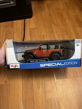 Maisto Special Edition 1:18 Jeep Wrangler Willys 2014 Orange Diecast Car