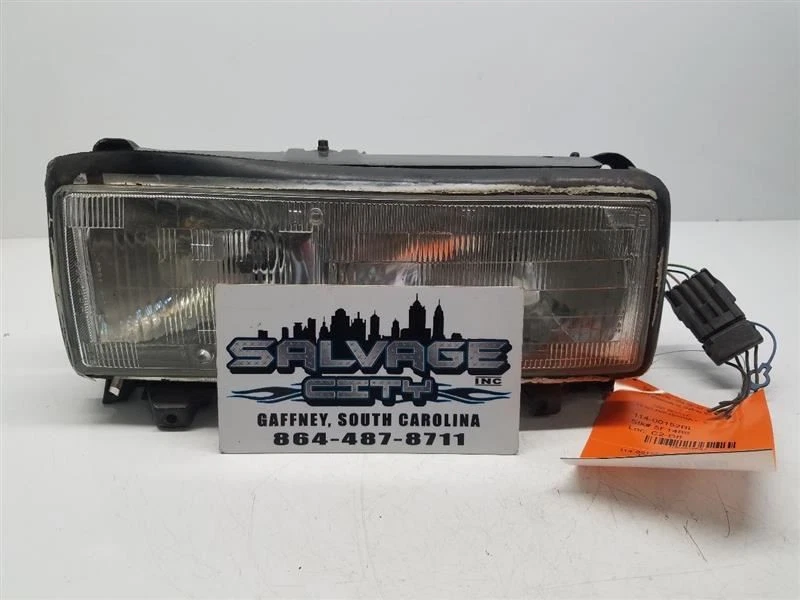 Driver Left Headlight Fits 86 Cadillac Seville OEM - Image 2 of 4