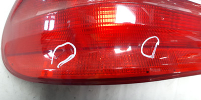 Pfostenleuchte. Ostteil. Links MERCEDES-BENZ Classe E (W/S210) 200 Kompressor