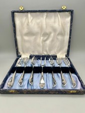 MID-CENTURY CASED SET OF SILVER PLATE CAKE FORKS, BRITISH, c.1950s-70s