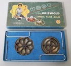 VINTAGE 1950’S CAST IRON GRISWOLD FAMOUS PATTY MOLDS W/ ORIGINAL BOX