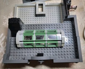 LEGO Creator Expert 10251 Brick Bank w/Instructions No Box Missing 2 pcs Read 