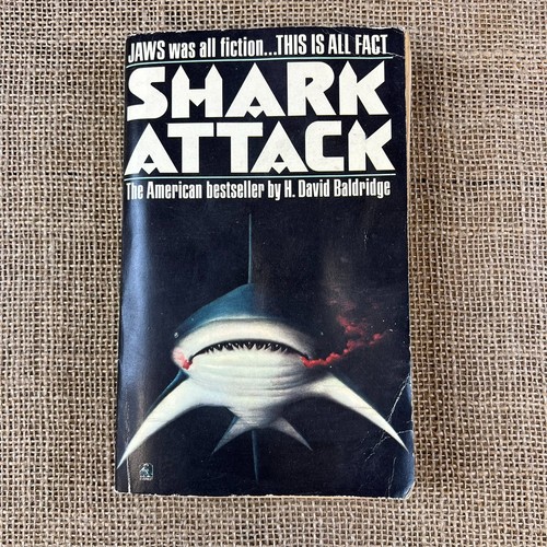 SHARK ATTACK BY H. DAVID BALDRIDGE 1976 VINTAGE PAPERBACK JAWS NON FICTION