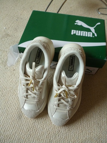 Zapatillas Puma Beige Gamuza Talla 5. - Imagen 3 de 7