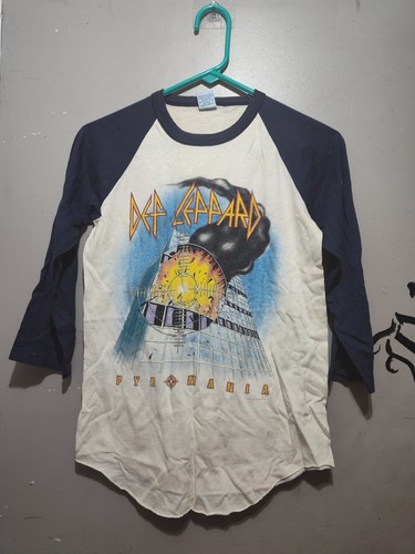 vtg 80s DEF LEPPARD PYROMANIA ROCK TOUR 1983 TILL DROP RAGLAN 3/4 SLV t-shirt S - 第 1/11 張圖片