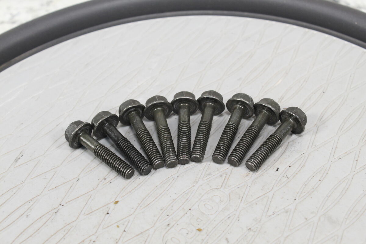 2005 YAMAHA GRIZZLY 660 Inner Clutch Cover Bolts 95827-06030 2005 YAMAHA GRIZZLY 660 Inner Clutch Cover Bolts 95827-06030