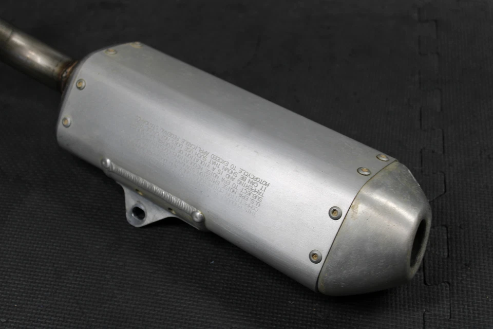 Honda CRF250R 2016 OEM silenciador de escape izquierdo tubo deslizable 18410-KRN-407 Foto 2 de 4