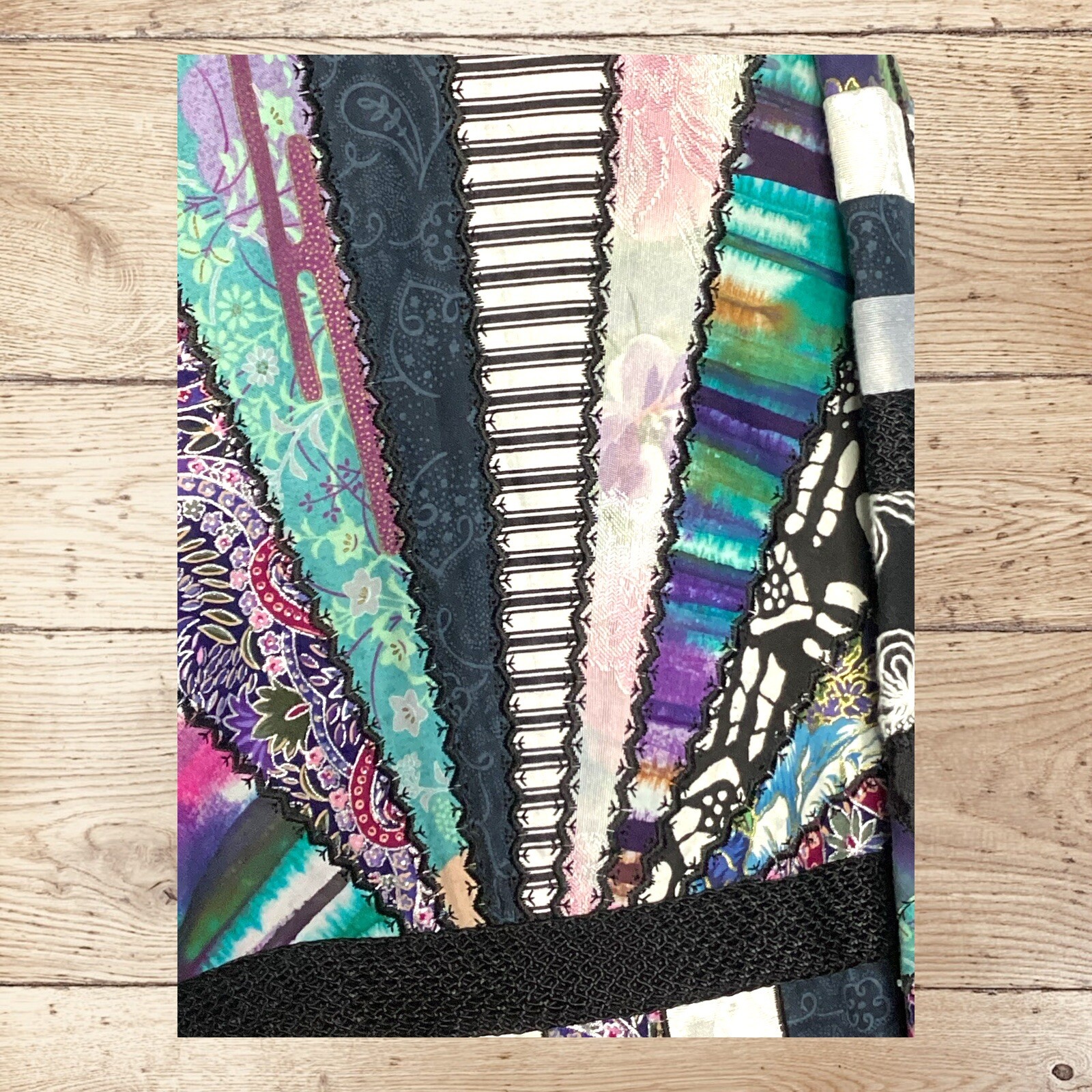 Quilt Jacket Patchwork XL Hand Sewn Multicolor Bo… - image 8