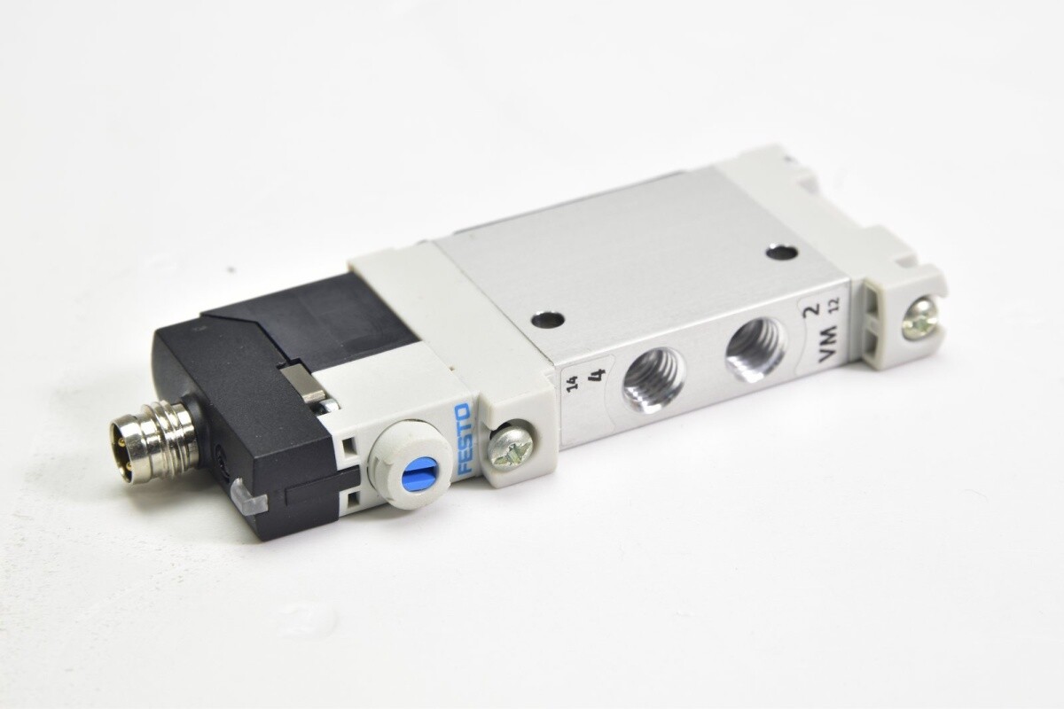 FESTO 8042551, VUVG-LK10-M52-AT-M7-1R8L-S, Solenoid valve 24VDC + Electrical-CP
