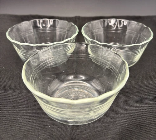 Vintage Pyrex Corning 463 Custard Cup Scalloped Edge 175ml Set Of 3 Clear