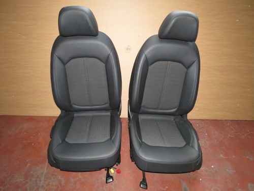 Original Audi A3 8V Sportback Leder - Stoff Sitzausstattung A24514