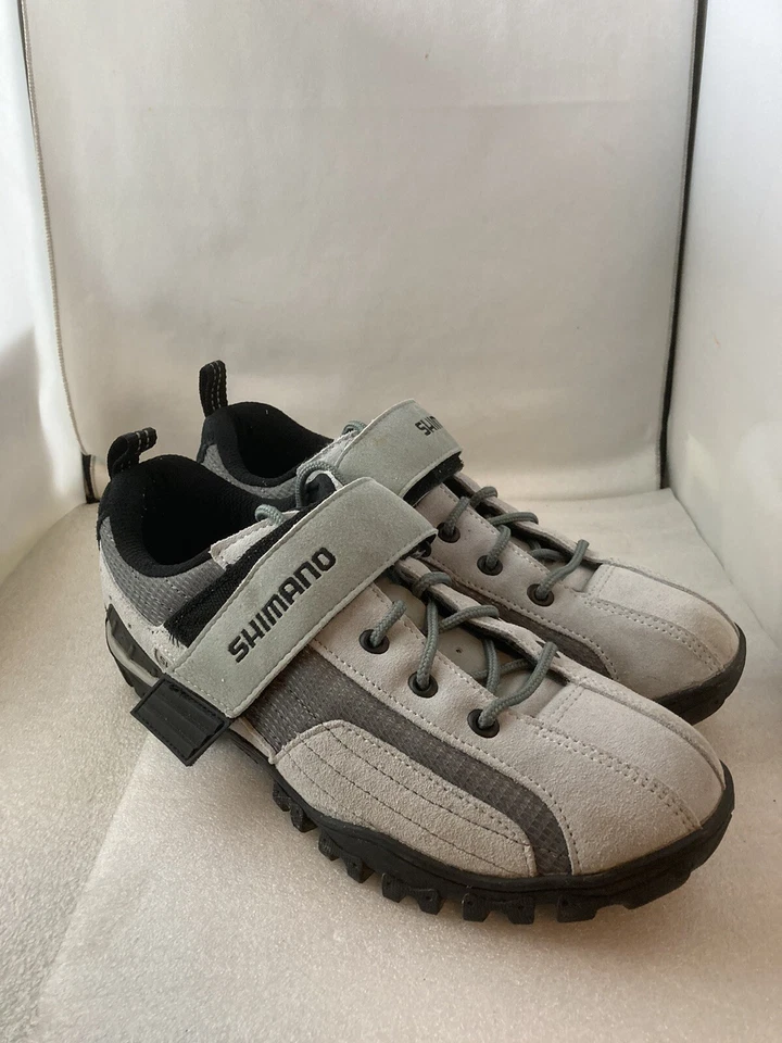 Shimano Shoes Mens 7 SPD Cycling Hook Fasteners Sneakers SH-MT40W Gray Leather  - Image 4 of 4