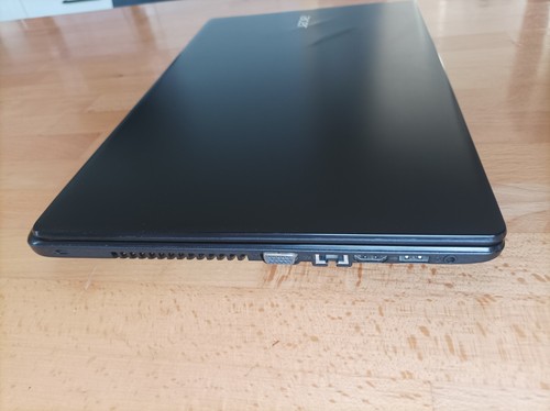 Acer E5-571 I3 4030U RAM 8 GB HD 500 GB Win10+ Office 21 Pro - Foto 9 di 13