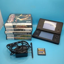 Nintendo DSI with games