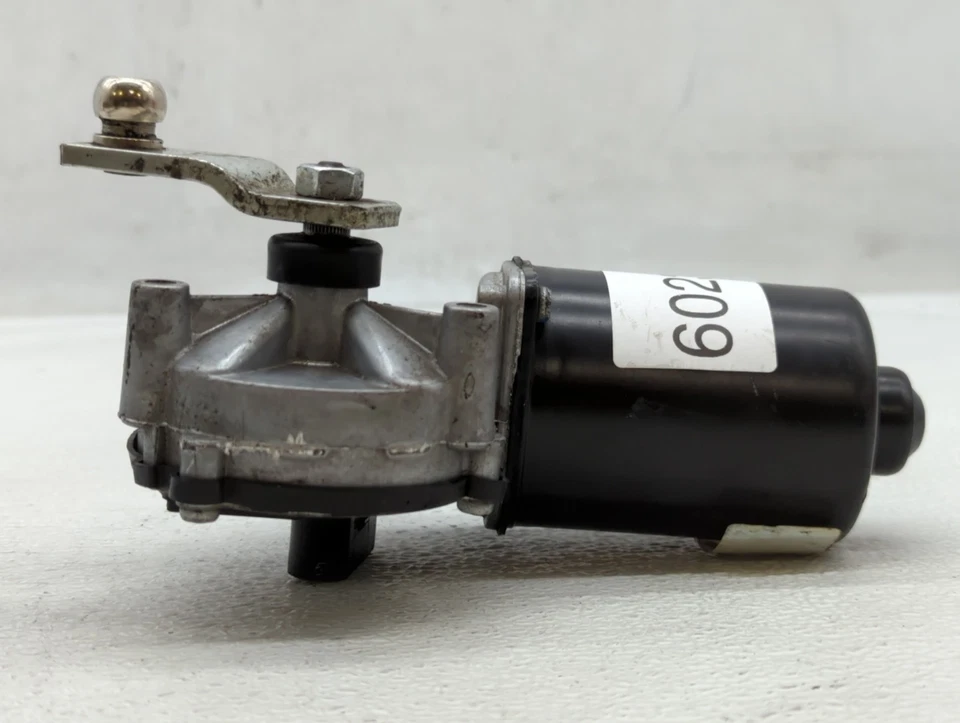 2014-2017 Chevrolet Ss Front Windshield Wiper Motor MBY1E - Image 3 of 4