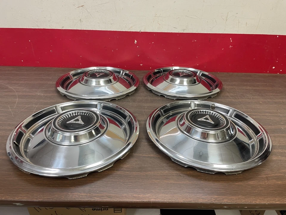 Dodge Dart 1967 1968 13" tapacubos juego de 4 nos 1025 Foto 2 de 4