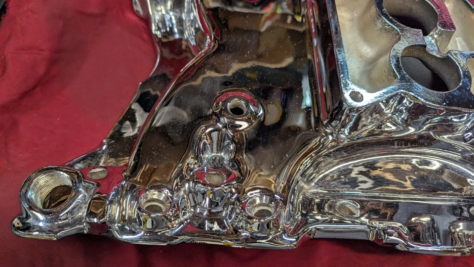 Colector de admisión de aluminio cromo 1976-1979 Cadillac Seville inyección de combustible antiguo Foto 4 de 4