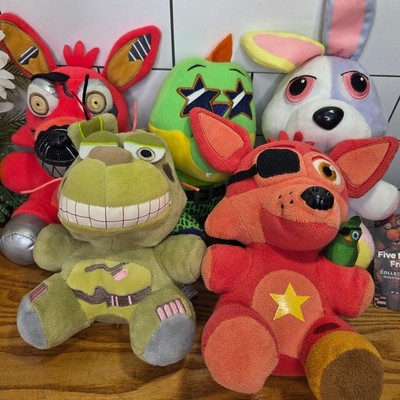 Five Nights At Freddys Lot Of 5 2016 Plushes: Bonnie Foxy Springtrap Montgomery