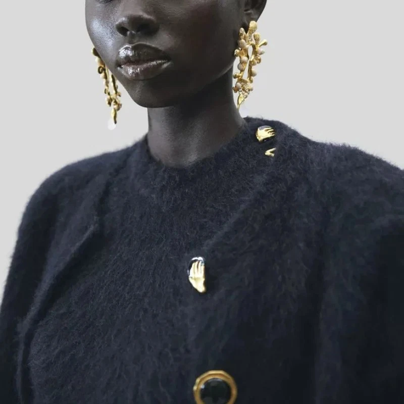 NEW Schiaparelli Inspired Key Hole Cz Gold Dangle earrings 3in gifts - Image 4 of 4