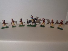 VINTAGE DIECAST SMALL BRITAINS IROQUOIS INDIAN FIGURE LOT W/COWBOY ON HORSE.