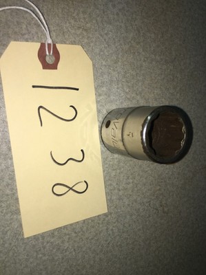   Pro Value 3/4'' Drive 12 Point 15/16'' SAE Sockets 30926