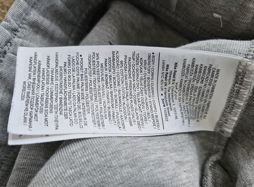 NIKE MENS TECH FLEECE HOODIE & SHORTS (TRACKSUIT) SIZE XS MARL GREY - PREWORN - Picture 24 of 24