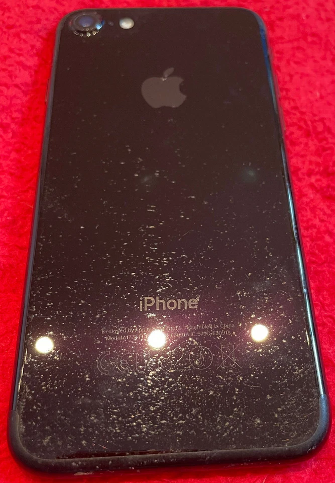 IPHONE 7 32GB Negro Con Nuevos Paquete de Accesorios (Sin Bloqueado) - Imagen 3 de 4