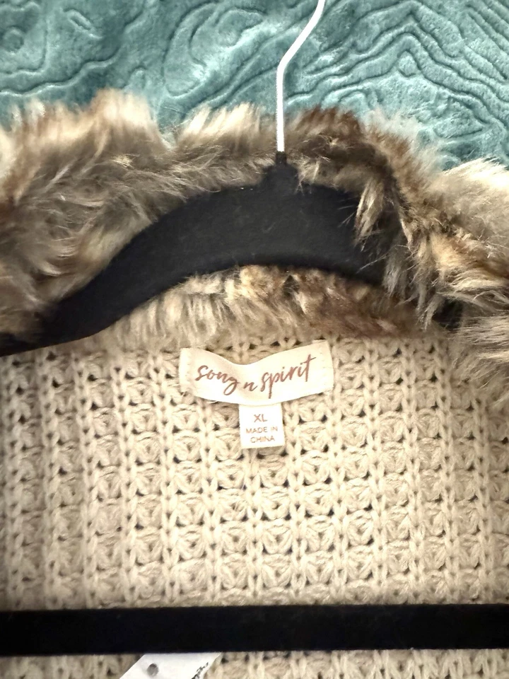 Song N Spirit 女式全新带标签超柔软人造毛皮前开象牙毛衣背心 XL — 第 3/4 张图片