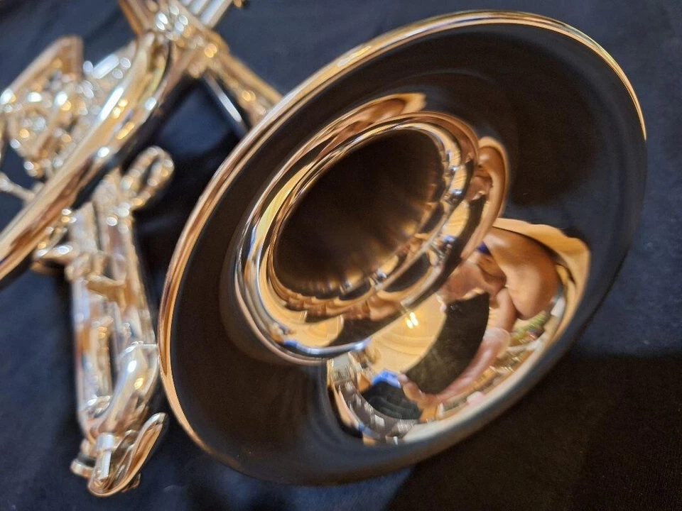 雅马哈 YCR-733 Cornet 镀银专业型号带配件二手 — 第 3/4 张图片