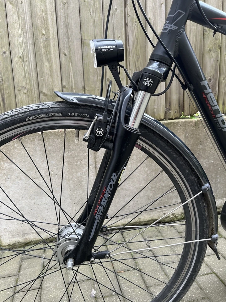 Hendricks TS 750/schwarz/28 Zoll Herrenrad/Rahmenhöhe 56 cm/24 Kettenschaltung - Bild 2 von 4