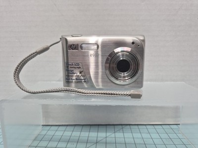 HP Digital Camera Photosmart R927 8.2MP Silver Tested. Excellent Condition 