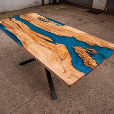 Tavolo fiume legno acacia bordo vivo - tavolo da pranzo resina epossidica blu - tavolo personalizzato