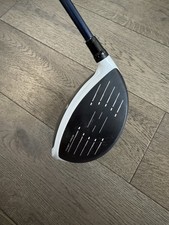 Taylor made Sim 2max 10.5 Golf Club