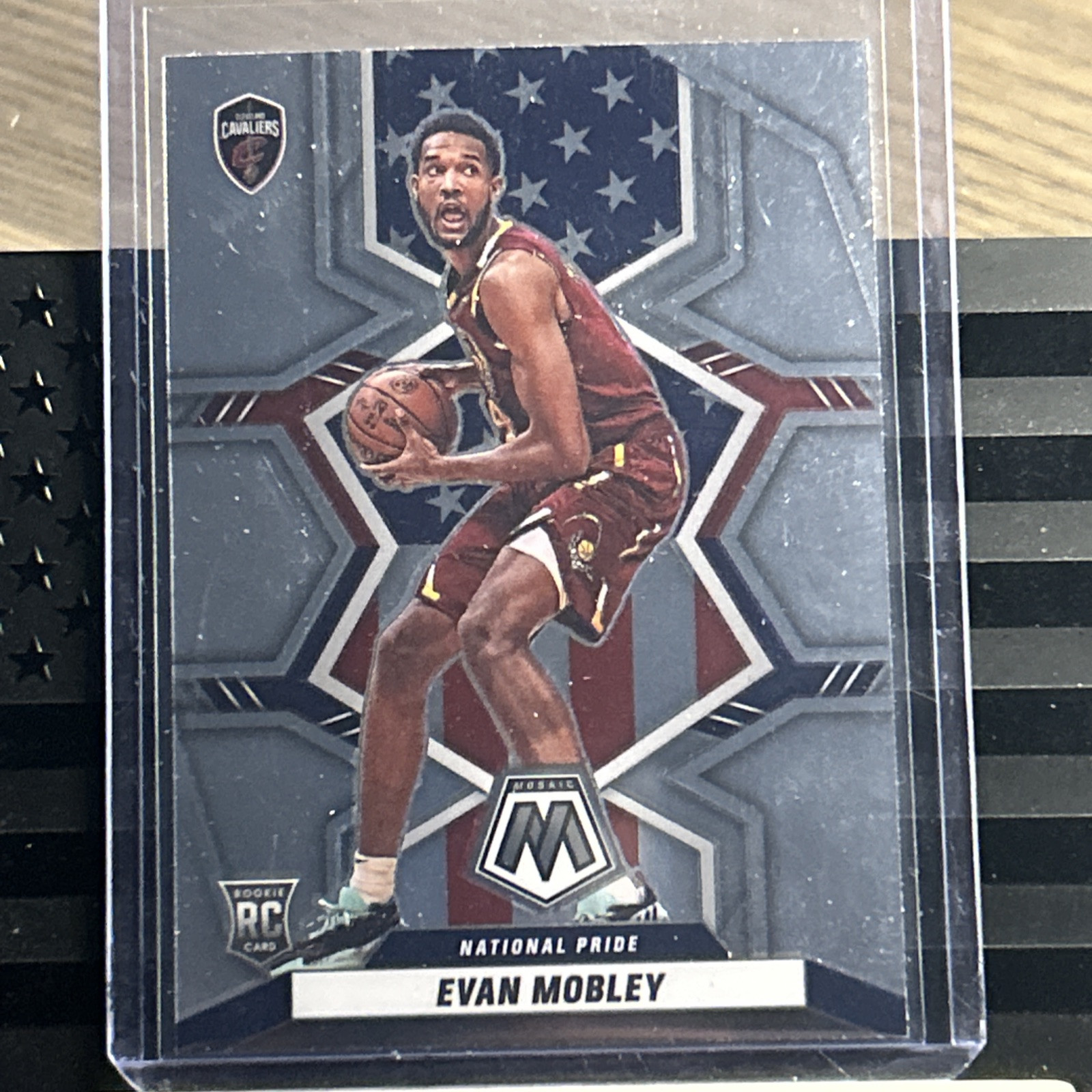 2021-22 Mosaic Evan Mobley 258 National Pride Rookie RC Cavaliers